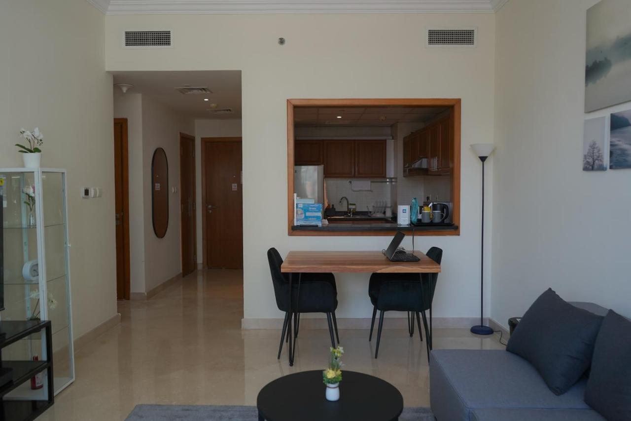 Step Into Serenity - Discover Modern Living In 1Br Apartment With Panoramic Views In Dubai Marina Near Jbr Walk, Beach And Bla Bla Club Экстерьер фото